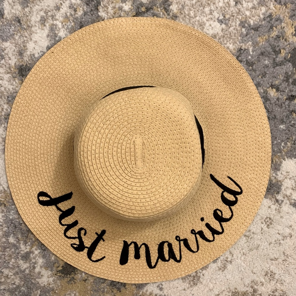 Honeymoon “Just Married” Hat